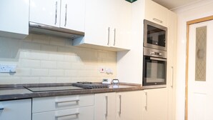 Unclassified image, 5 of 7, button - Beautiful and Cosy House in Southampton, UK (Southampton)