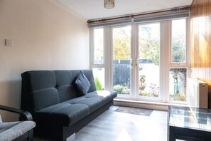 House, Multiple Beds | Living room - Beautiful and Cosy House in Southampton, UK (Southampton)