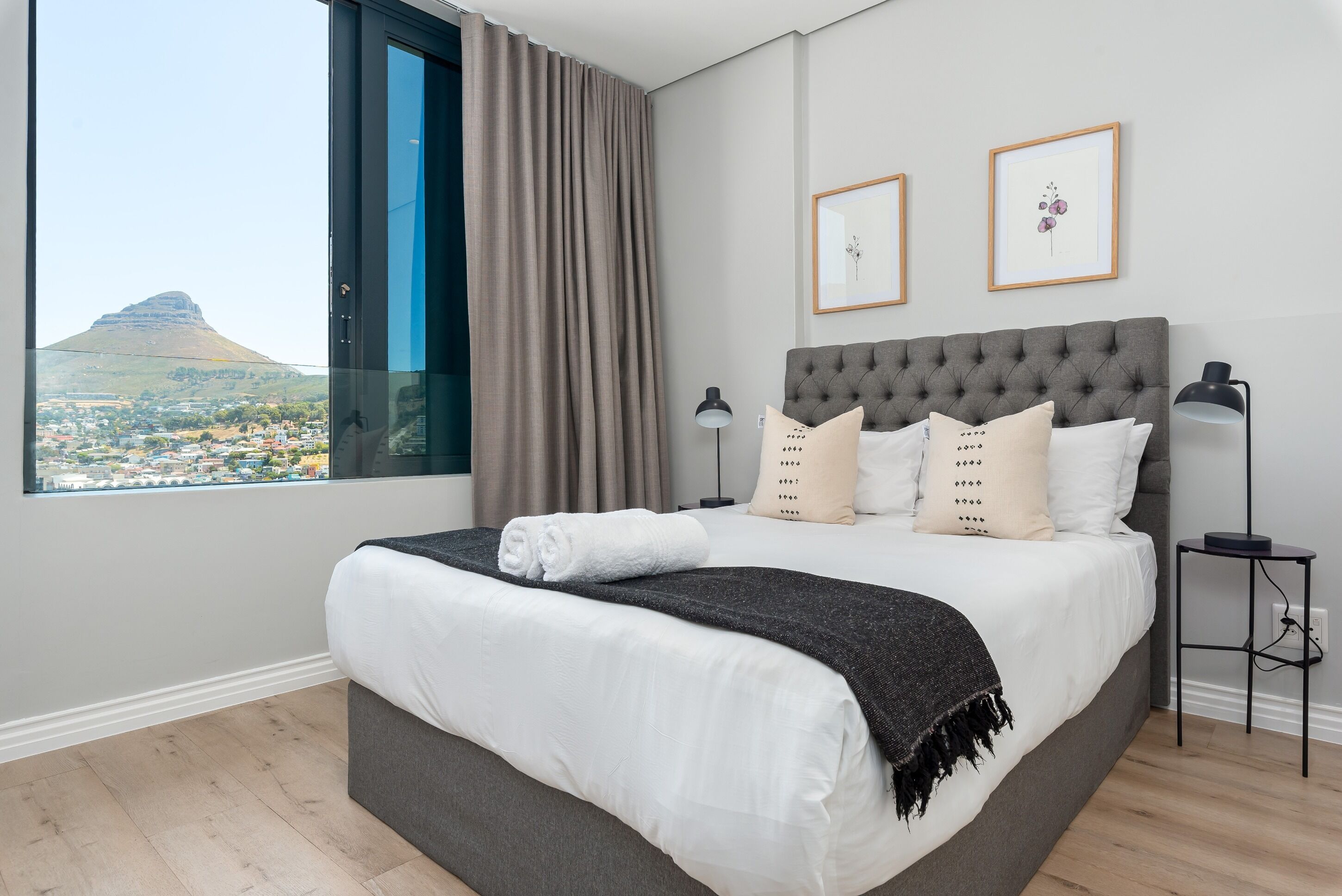 Modern Apartment in the Sky | Mountain Views