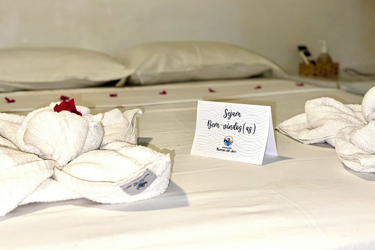 Economy Quadruple Room | Minibar, soundproofing, iron/ironing board, free WiFi