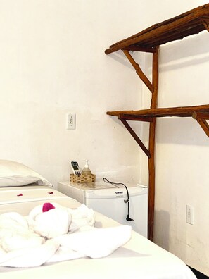 Dobbeltrom – standard | Minibar, lydisolert, strykejern/-brett og wi-fi (inkludert)