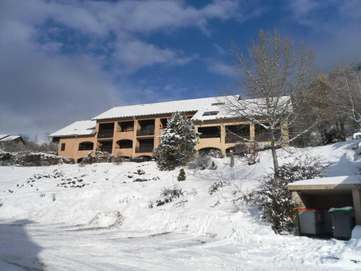 2nd floor, balcony, tv, ski locker, 40m², Pelvoux