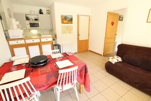 Living area - 260m from resort center, 2nd floor, swimming pool, balcony, 42m², Serre Chevalier (SERRE CHEVALIER)