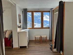 1 室のベッドルーム