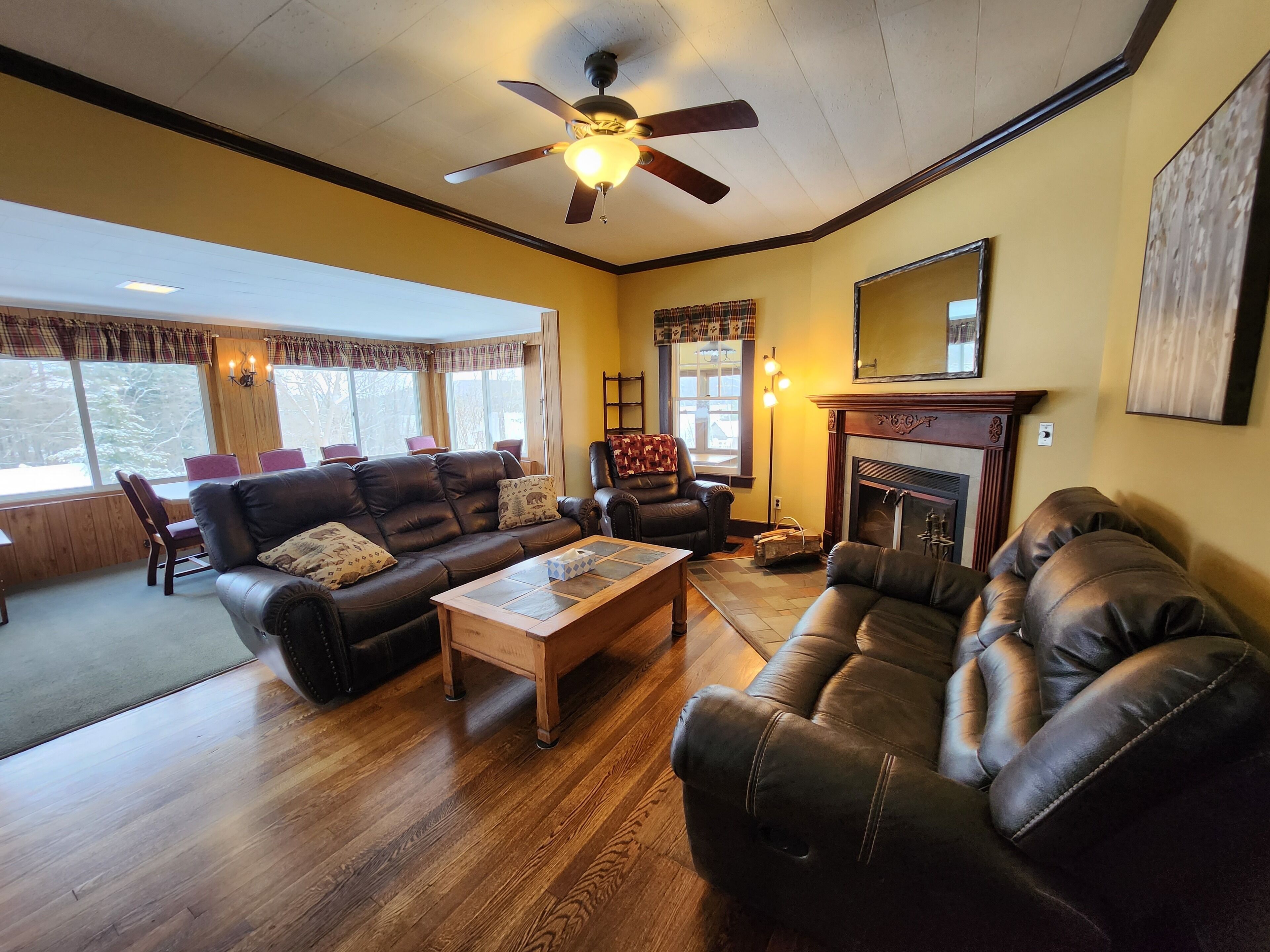 TV connectée, cheminée