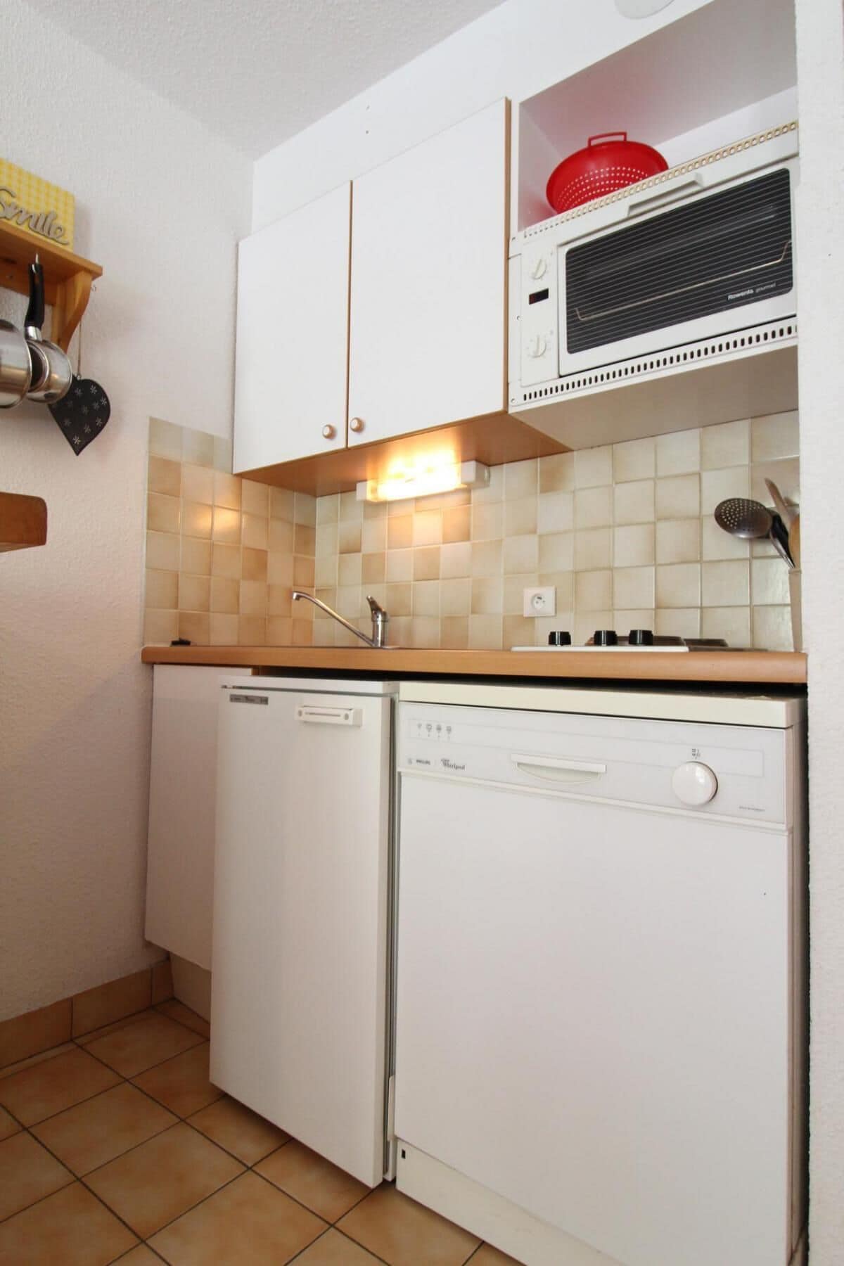 Kylskåp, ugn och diskmaskin