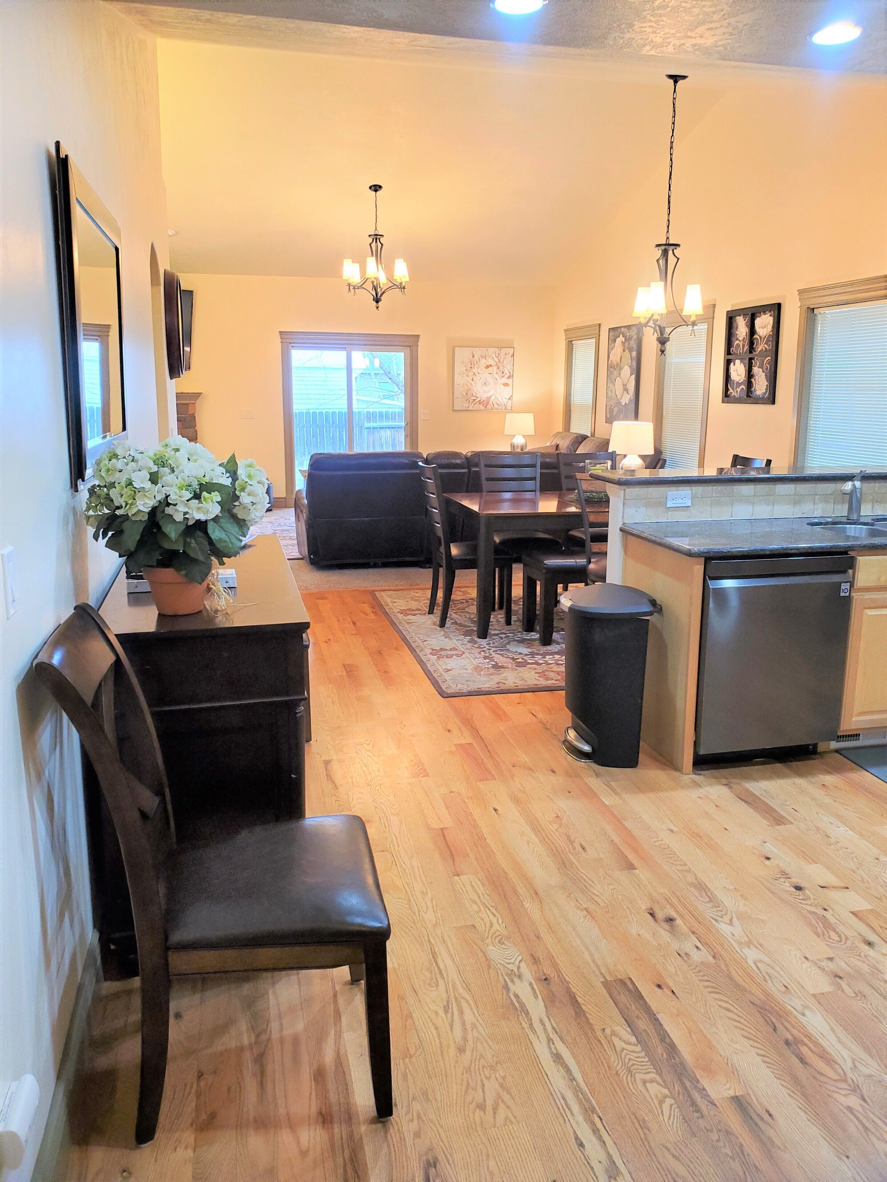 Location - Location! Easy access to Meridian, Boise, Nampa & Eagle.