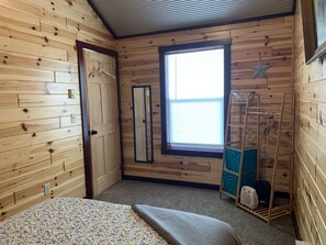 1 bedroom, iron/ironing board, travel cot, free WiFi