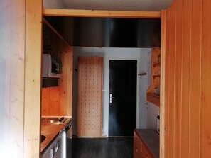 Kühlschrank, Mikrowelle, Ofen