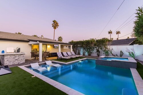 Walk 2 Old Town Scottsdale New Heated Pool Hot Tub