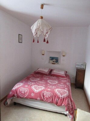 2 bedrooms