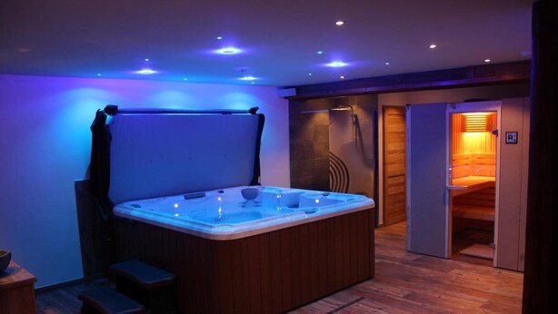 Spa - 2nd floor, balcony, ski locker, 92m², Valloire (Valloire)