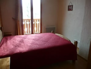 4 bedrooms, WiFi