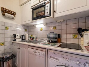 Fridge, microwave, dishwasher