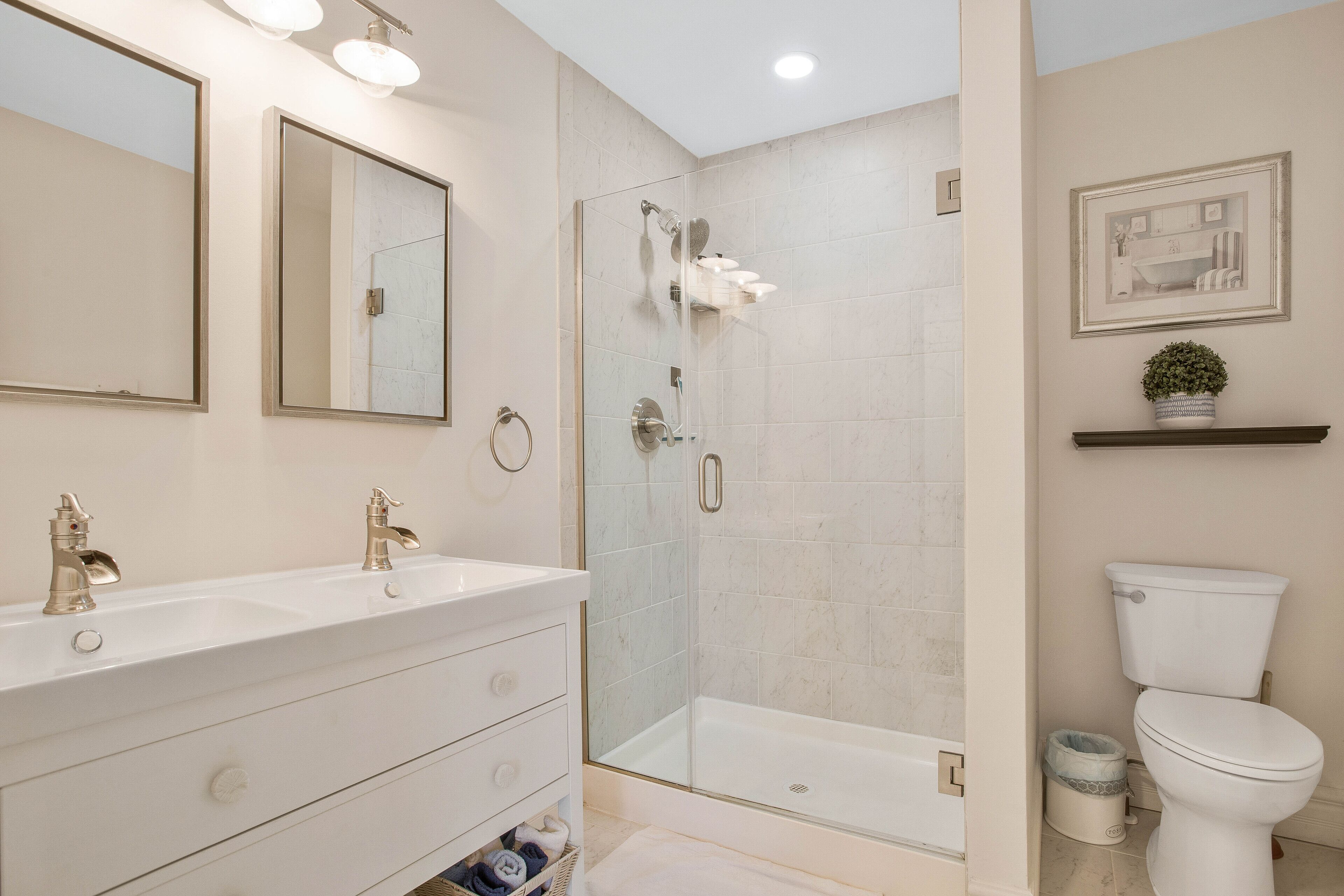 Charming Historic Home 1.5 miles to USNA and 1 mile to Marine Corps stadium 