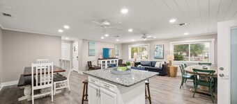 Fam & Pet Friendly, PVT Heated Pool Steps 2 Beach