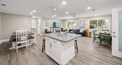 Fam & Pet Friendly, PVT Heated Pool Steps 2 Beach
