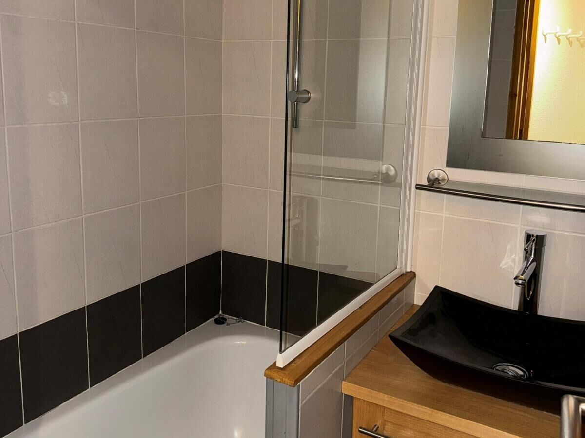 Bathtub