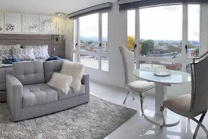 Kamar Presidensial | Seprai premium dan selimut bulu angsa