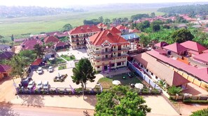 Fachada de la propiedad