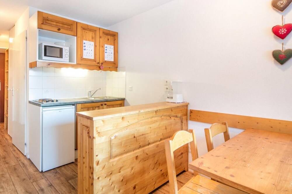 Bis 300m skipiste, terrasse, balkon, parkmöglichkeiten, fernseher, 30m², La Norma