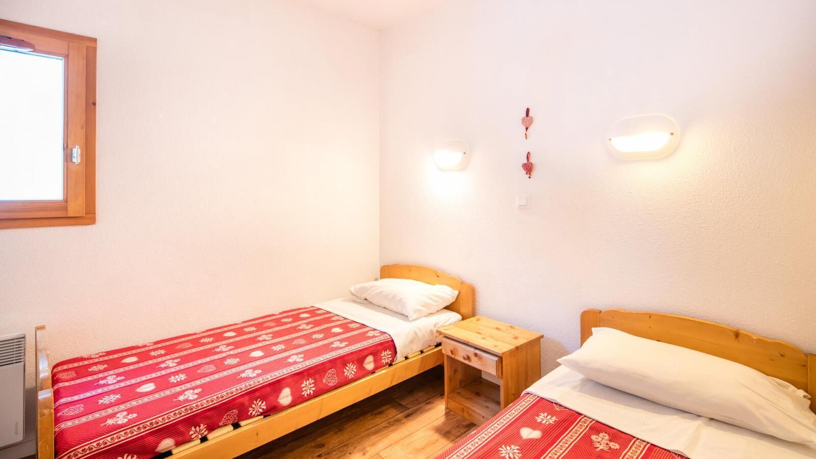 À 300m des pistes de ski, terrasse, balcon, parking, télévision, 30m², La Norma