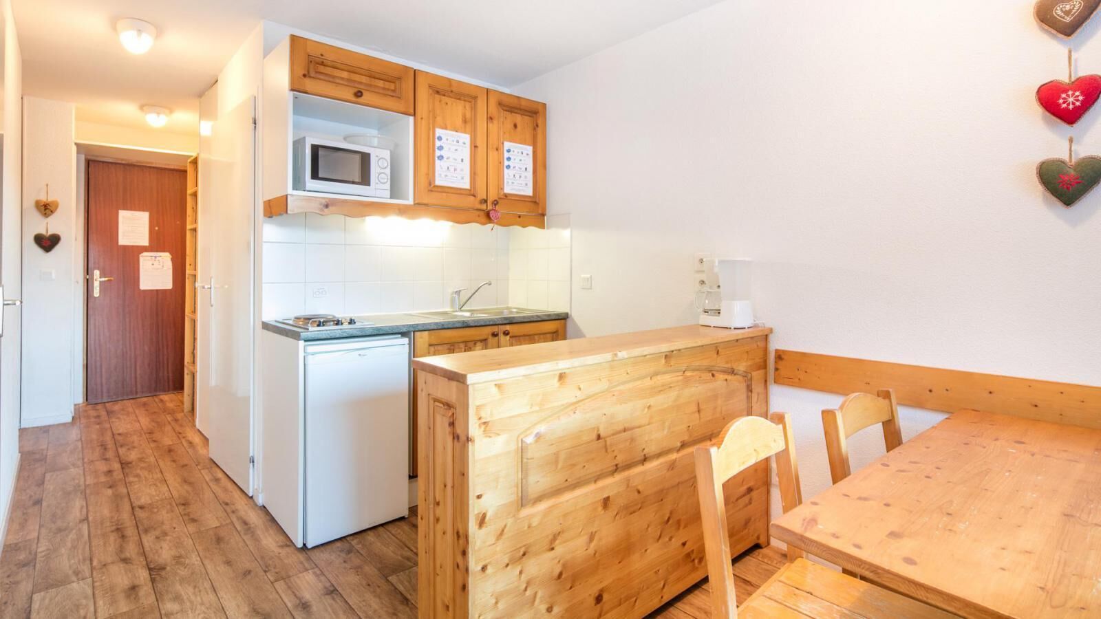 À 300m des pistes de ski, terrasse, balcon, parking, télévision, 43m², La Norma