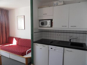 Fridge, microwave, dishwasher