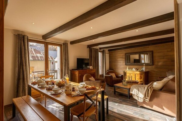 Fernseher, DVD-Player