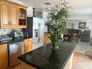 Interior - Cheerful 4 bedroom, nicely decorated, short walk to  mall, downtown Jensen Beach (Jensen Beach)