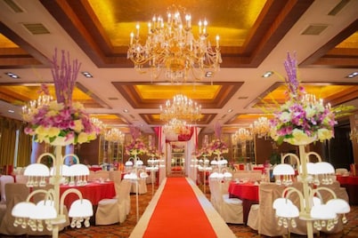 Binyue Hotel (East Building)