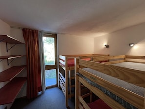 1 bedroom, Internet