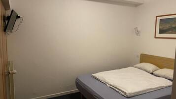 1 dormitori, wifi i roba de llit