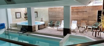 20m from resort center, 2nd floor, view resort, fitness, swimming pool, sauna, tv, ski locker, 26m²