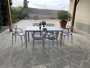 Outdoor dining - Villa la Catena (Ulignano)