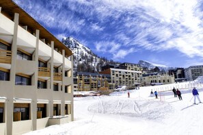 Exterior - Wifi, 50m from shops, swimming pool, sauna, balcony, tv, ski locker, 40m², Isola 2000 (Isola)