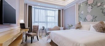 Vienna International Hotel