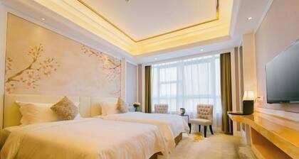 Vienna International Hotel