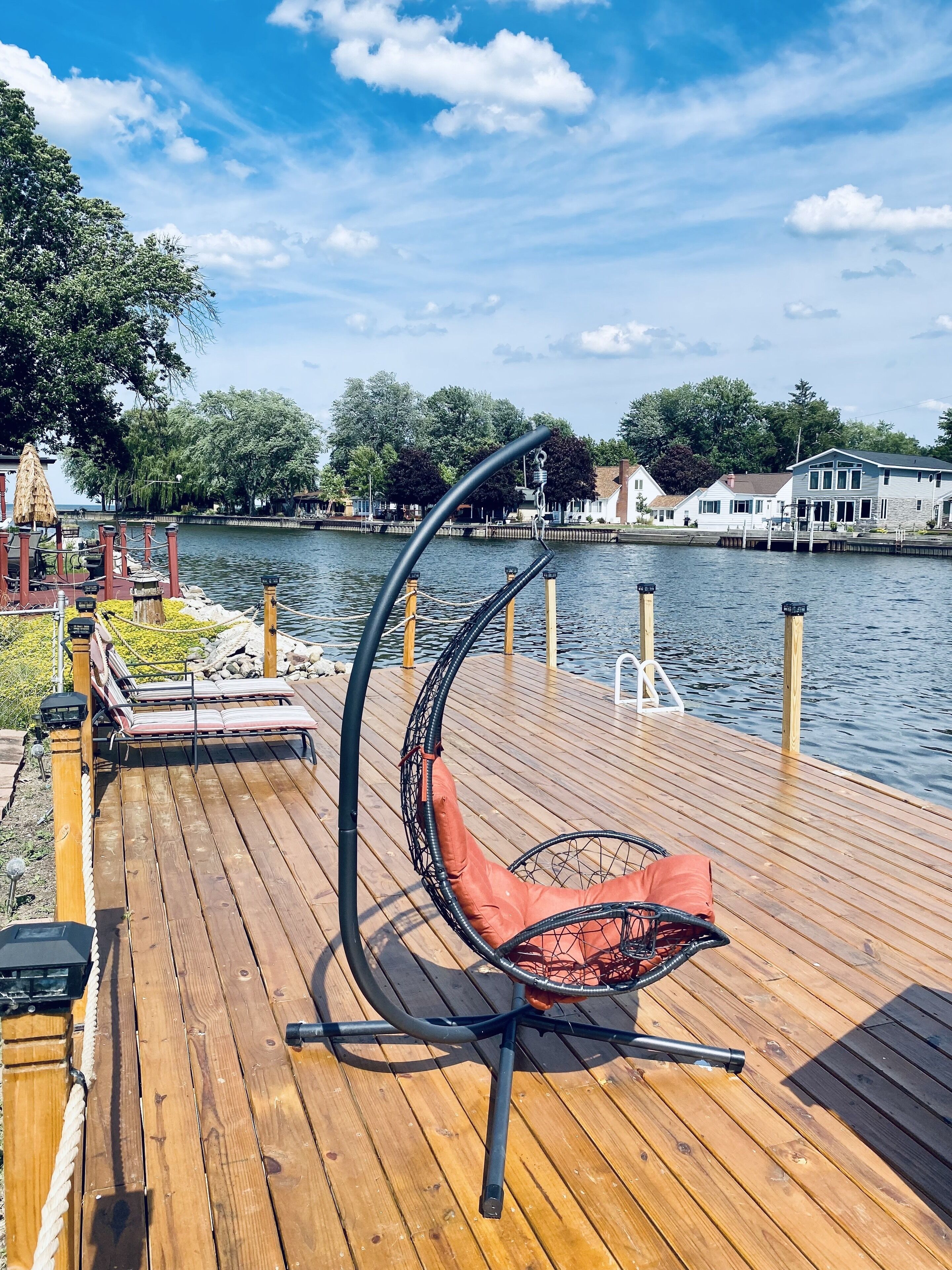 New! 4brm lodge w/ private DOCK & BONUS game room w/ nearby boat launch! 