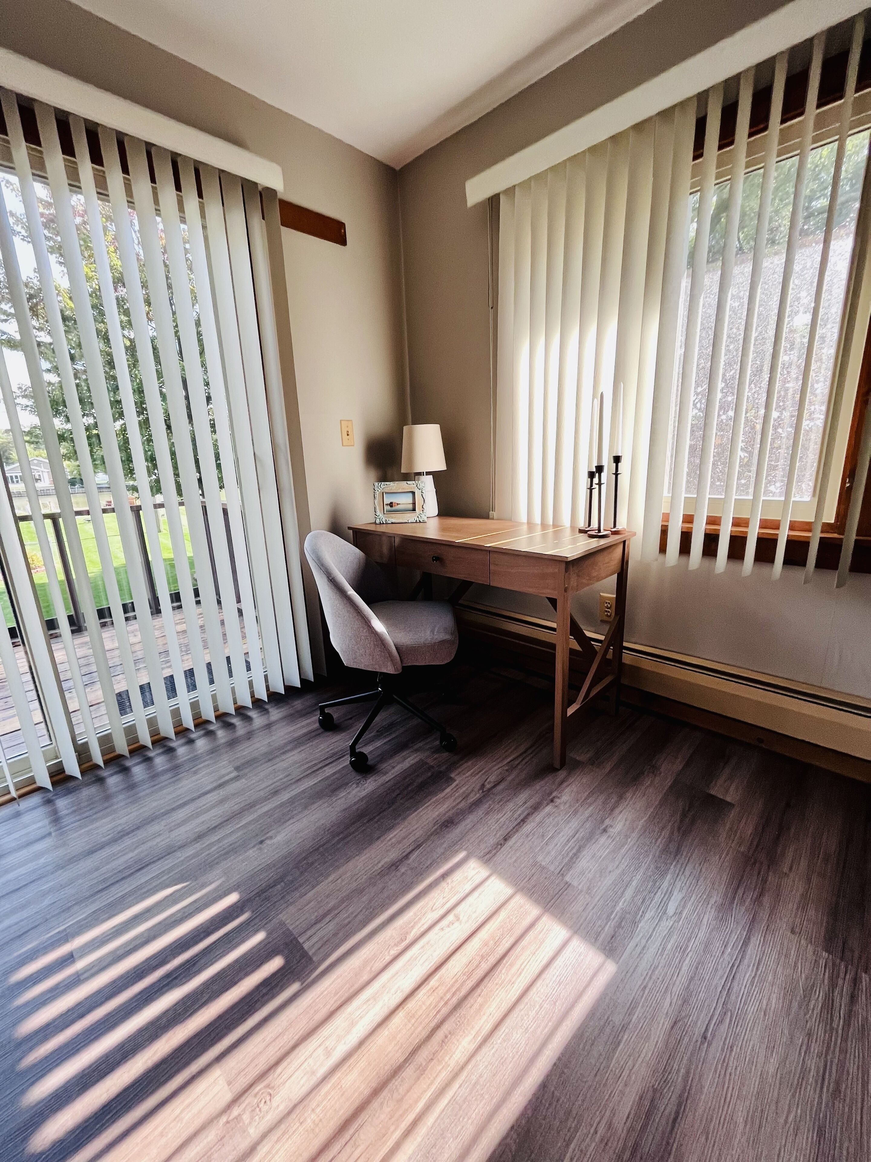 New! 4brm lodge w/ private DOCK & BONUS game room w/ nearby boat launch! 