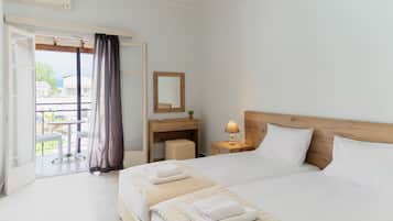 Standard Twin Room, 1 Bedroom, Pool View | In-room safe, blackout curtains, bed sheets