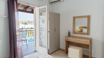 Family Apartment, 2 Bedrooms, Non Smoking, Pool View | View from room