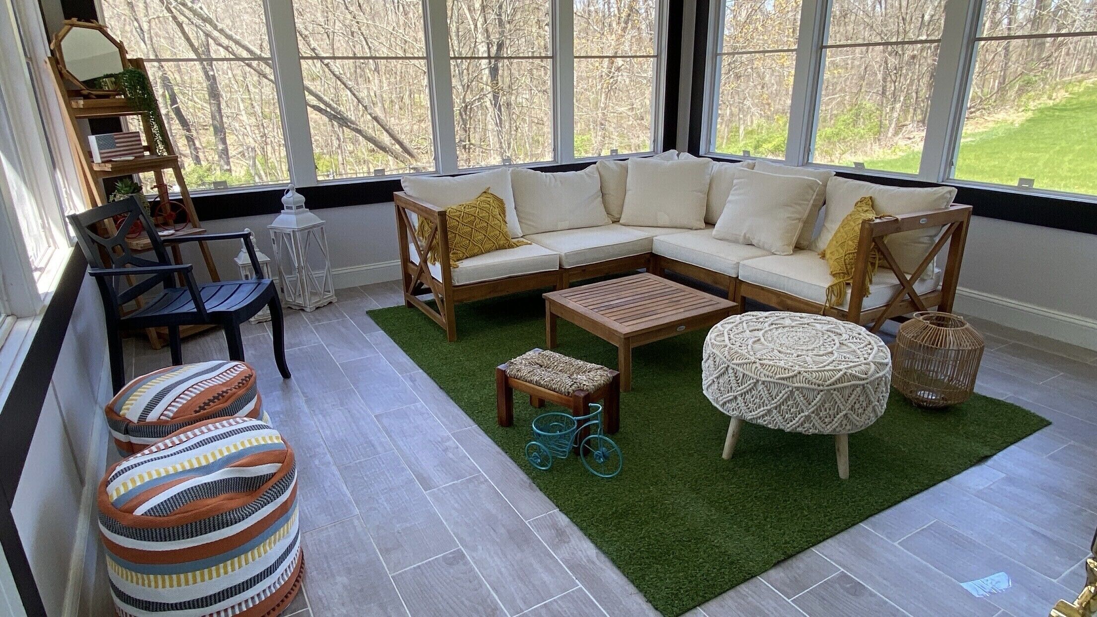 “ Luxurious Modern Home with Pool ! 1hour from NYC.”