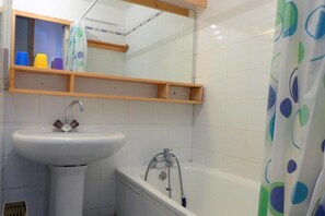 Bathtub - 100m from shops, 1st floor, balcony, 34m², Méribel-Mottaret (Méribel - Les Allues)