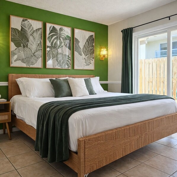 3 chambres, bureau, fer et planche à repasser, lit parapluie