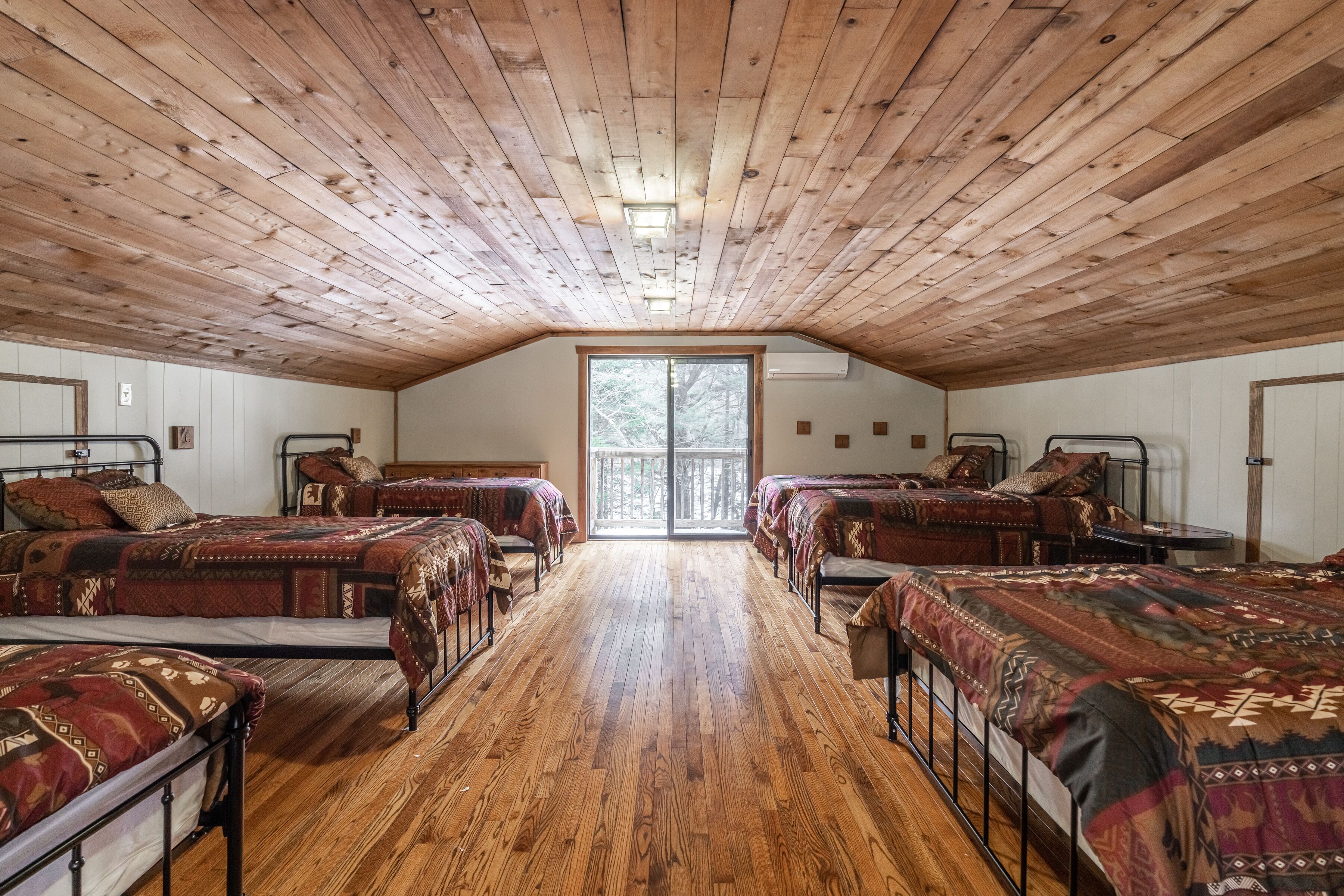 Boulder View Lodge - Very Private 4BR/2BA Family Mountain Retreat 10 beds! AC/WD