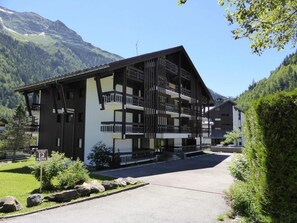 Exterior - 1st floor, balcony, parking, tv, 28m², Les Contamines-Montjoie (Les Contamines-Montjoie)