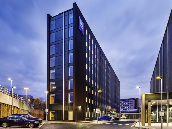 Exterior - ibis budget Manchester Airport (Manchester)