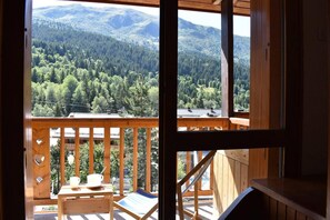 Interior - 100m from ski slopes, 4th floor, balcony, tv, 75m², Méribel (Méribel - Les Allues)