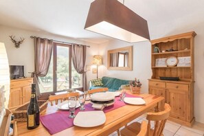 Dining - Terrace, tv, 50m², Serre Chevalier (Le Monêtier-les-Bains)